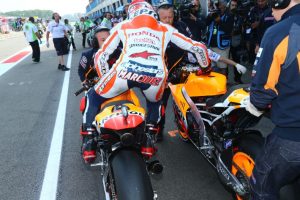 Aksi Pindah Motor Marc Marquez di Assen 2014 - 1