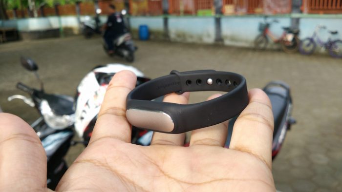 Mi Band Indonesia di Water Byur Sumber Ponjong