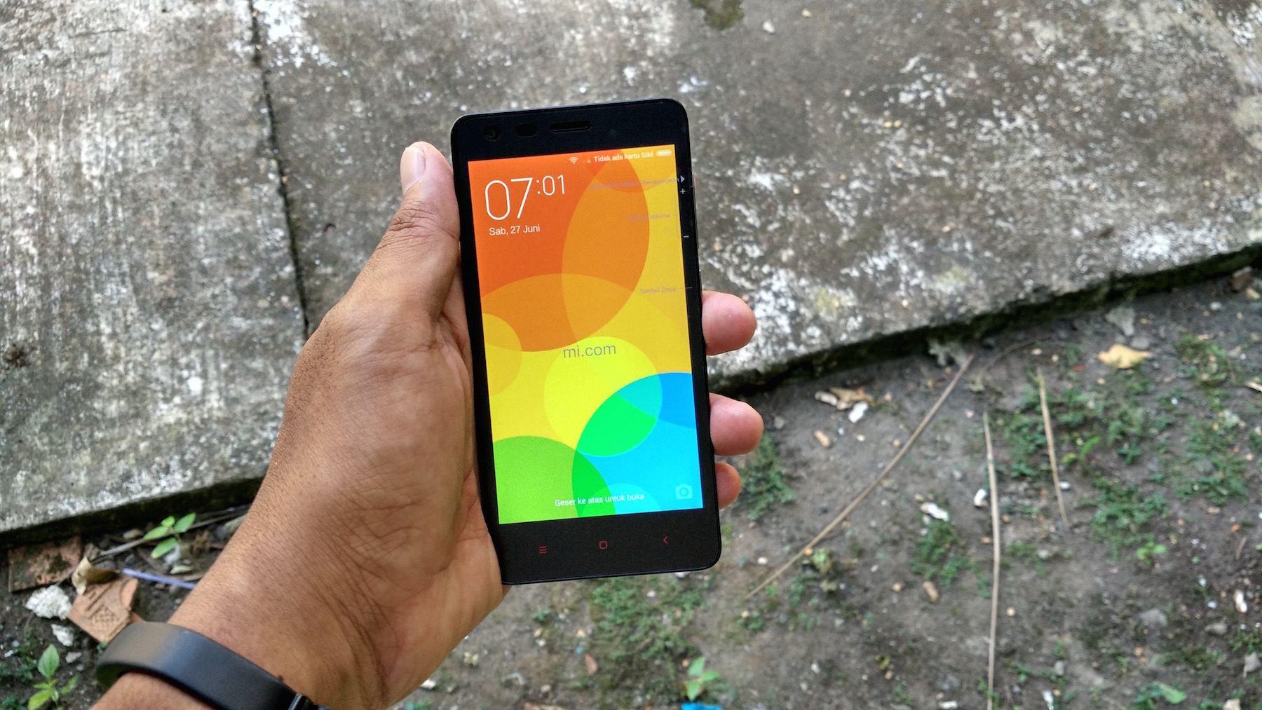 Xiaomi Redmi2 Unboxing Review