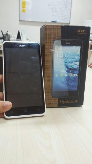 Inilah Bentuk Fisik Acer Z520