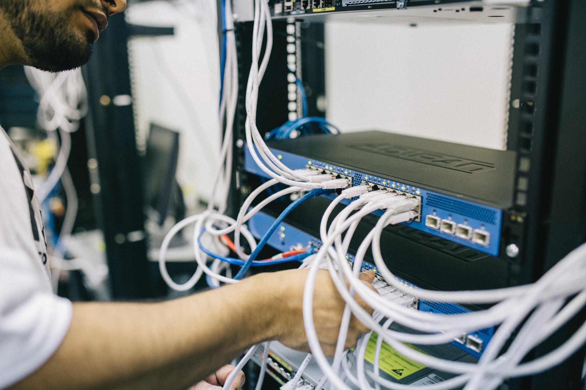 Beres-Beres Server yang Belum Beres Juga